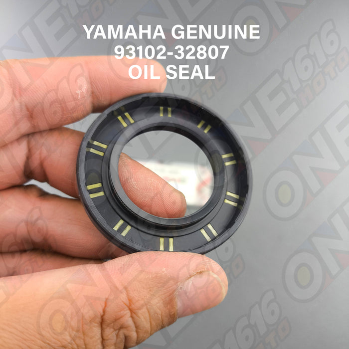 Yamaha Genuine Axle Drive Oil Seal 93102-32807 for Nmax Aerox All Version