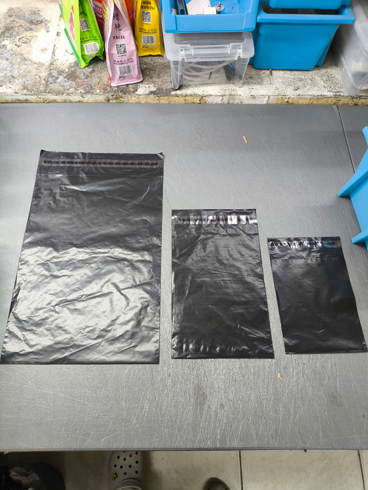 Black Courier Pouch Plain for Packing & Express Shipping High Quality Plastic with Seal